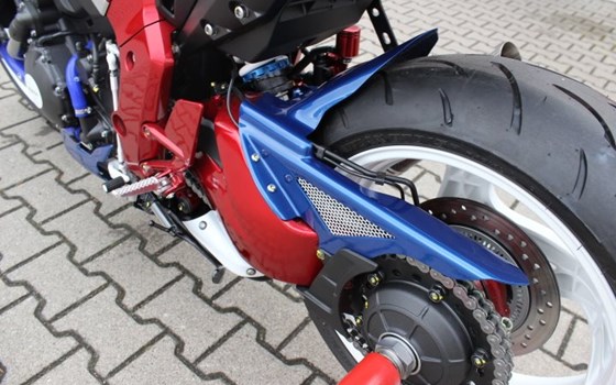 Umgebautes Motorrad Honda CB 1000 R von Auto-und Motorradhaus Bürstadt GmbH - Bild 11 Umgebautes Motorrad Honda CB 1000 R von Auto-und Motorradhaus Bürstadt GmbH - Bild 11