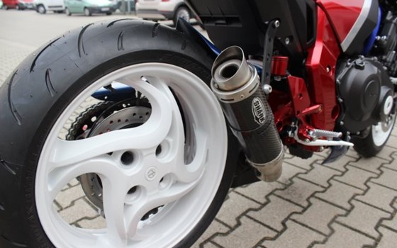 Umgebautes Motorrad Honda CB 1000 R von Auto-und Motorradhaus Bürstadt GmbH - Bild 14 Umgebautes Motorrad Honda CB 1000 R von Auto-und Motorradhaus Bürstadt GmbH - Bild 14