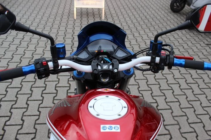 Rebuilt motorbike Honda CB 1000 R Bild 20: Rebuilt motorbike Honda CB 1000 R