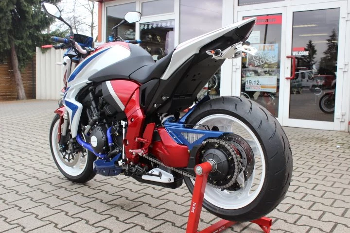 Rebuilt motorbike Honda CB 1000 R Bild 6: Rebuilt motorbike Honda CB 1000 R