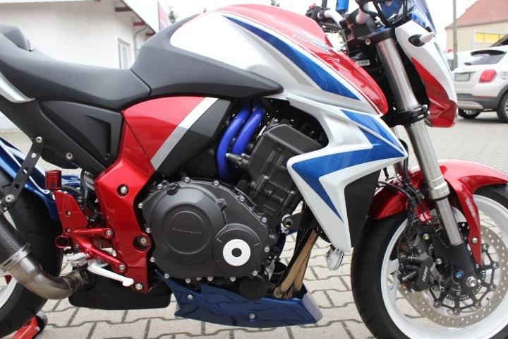 Rebuilt motorbike Honda CB 1000 R Bild 9: Rebuilt motorbike Honda CB 1000 R