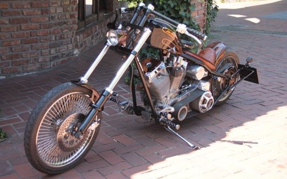 Umgebautes Motorrad Harley-Davidson Custom Bike von X-Trem Custombikes - Bild 1 Umgebautes Motorrad Harley-Davidson Custom Bike von X-Trem Custombikes - Bild 1
