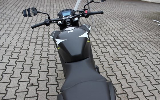 Umgebautes Motorrad Honda CB500F von Auto-und Motorradhaus Bürstadt GmbH - Bild 15 Umgebautes Motorrad Honda CB500F von Auto-und Motorradhaus Bürstadt GmbH - Bild 15