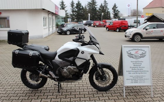 Umgebautes Motorrad Honda VFR1200X Crosstourer von Auto-und Motorradhaus Bürstadt GmbH - Bild 1 Umgebautes Motorrad Honda VFR1200X Crosstourer von Auto-und Motorradhaus Bürstadt GmbH - Bild 1