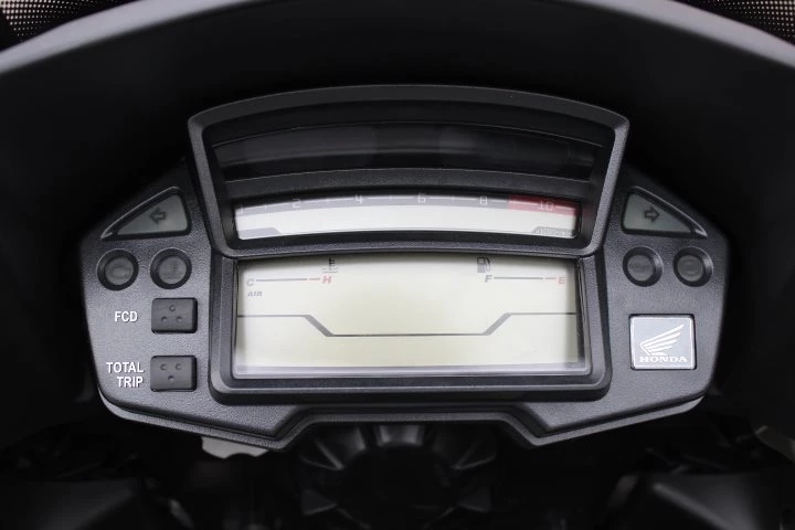 Umbgebautes Motorrad Honda VFR1200X Crosstourer Bild 18: Umbgebautes Motorrad Honda VFR1200X Crosstourer