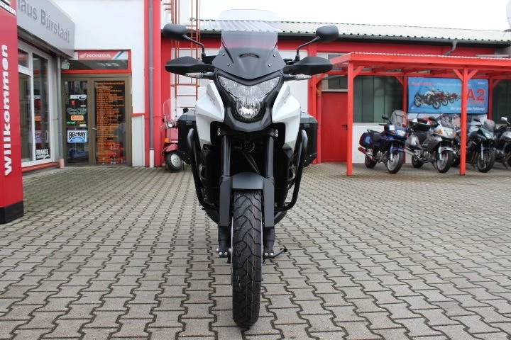 Umbgebautes Motorrad Honda VFR1200X Crosstourer Bild 3: Umbgebautes Motorrad Honda VFR1200X Crosstourer
