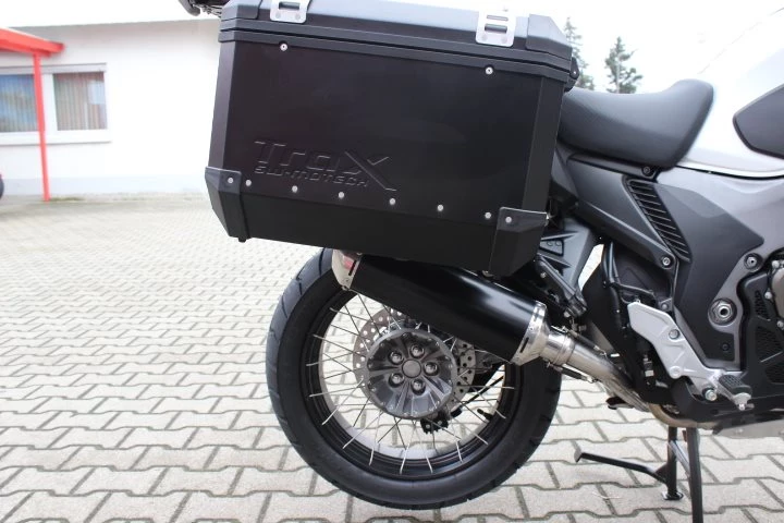 Umbgebautes Motorrad Honda VFR1200X Crosstourer Bild 7: Umbgebautes Motorrad Honda VFR1200X Crosstourer
