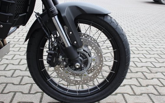 Umgebautes Motorrad Honda VFR1200X Crosstourer von Auto-und Motorradhaus Bürstadt GmbH - Bild 9 Umgebautes Motorrad Honda VFR1200X Crosstourer von Auto-und Motorradhaus Bürstadt GmbH - Bild 9