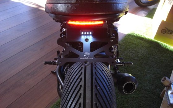 Umgebautes Motorrad Ducati Scrambler Icon von Braunbart Heribert Kilian GmbH - DUCATI SALZBURG - Bild 5 Umgebautes Motorrad Ducati Scrambler Icon von Braunbart Heribert Kilian GmbH - DUCATI SALZBURG - Bild 5