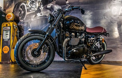 Triumph Bonneville T100 Custom Bike