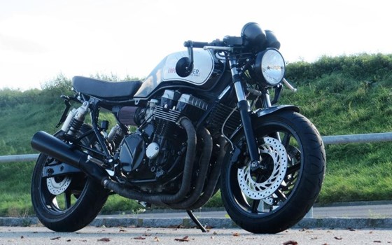 Umgebautes Motorrad Honda CB 750 Sevenfifty von Stix KFZ-Handels GmbH - Bild 2 Umgebautes Motorrad Honda CB 750 Sevenfifty von Stix KFZ-Handels GmbH - Bild 2