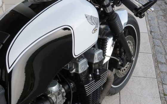 Umgebautes Motorrad Honda CB 750 Sevenfifty von Stix KFZ-Handels GmbH - Bild 5 Umgebautes Motorrad Honda CB 750 Sevenfifty von Stix KFZ-Handels GmbH - Bild 5