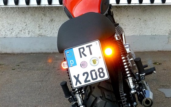 Umgebautes Motorrad Triumph Bonneville T100 von SBF TRIUMPH Bikes & Parts GmbH & Co.KG - Bild 15 Umgebautes Motorrad Triumph Bonneville T100 von SBF TRIUMPH Bikes & Parts GmbH & Co.KG - Bild 15
