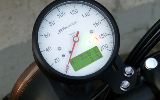 Umgebautes Motorrad Triumph Bonneville T100 von SBF TRIUMPH Bikes & Parts GmbH & Co.KG - Bild 17 Umgebautes Motorrad Triumph Bonneville T100 von SBF TRIUMPH Bikes & Parts GmbH & Co.KG - Bild 17