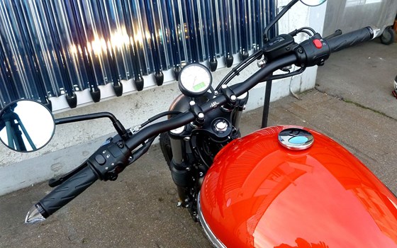 Umgebautes Motorrad Triumph Bonneville T100 von SBF TRIUMPH Bikes & Parts GmbH & Co.KG - Bild 18 Umgebautes Motorrad Triumph Bonneville T100 von SBF TRIUMPH Bikes & Parts GmbH & Co.KG - Bild 18