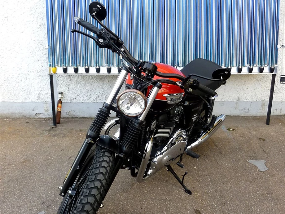 Umbgebautes Motorrad Triumph Bonneville T100 Bild 5: Umbgebautes Motorrad Triumph Bonneville T100