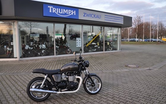 Umgebautes Motorrad Triumph Bonneville von Zweirad Hermann - Bild 13 Umgebautes Motorrad Triumph Bonneville von Zweirad Hermann - Bild 13