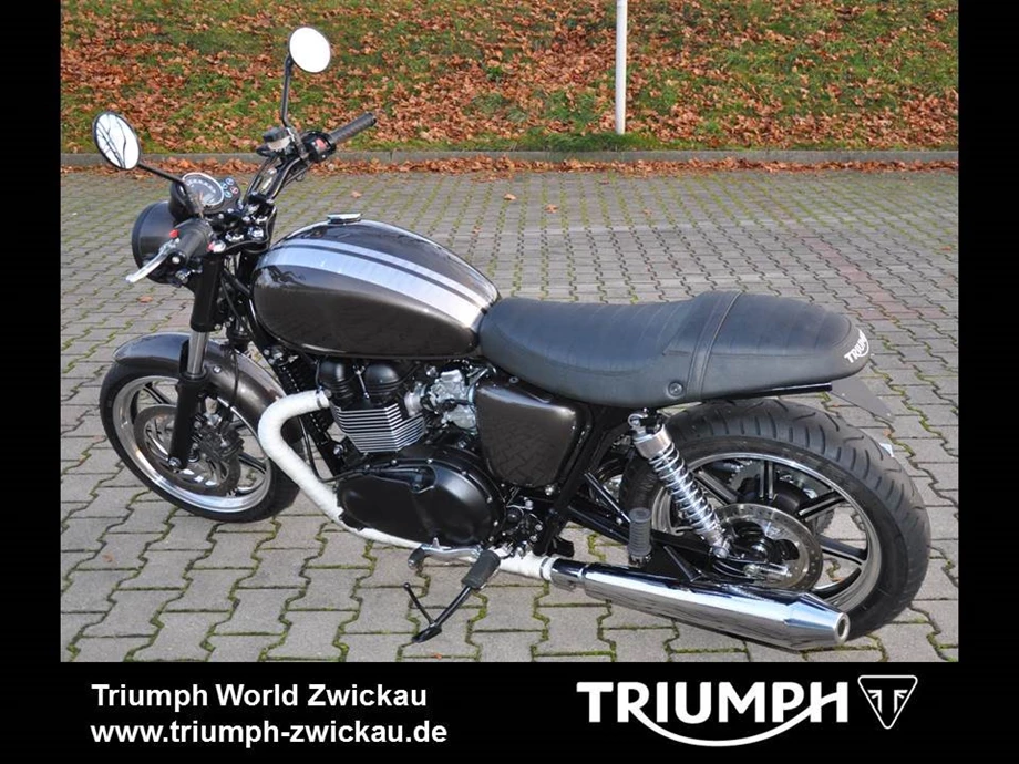 Umbgebautes Motorrad Triumph Bonneville Bild 14: Umbgebautes Motorrad Triumph Bonneville