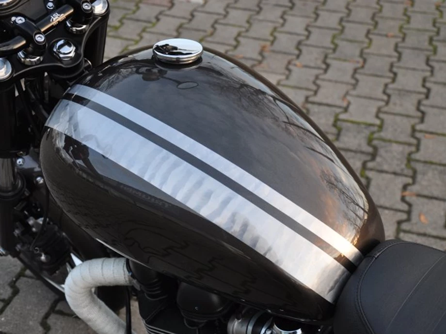 Umbgebautes Motorrad Triumph Bonneville Bild 6: Umbgebautes Motorrad Triumph Bonneville