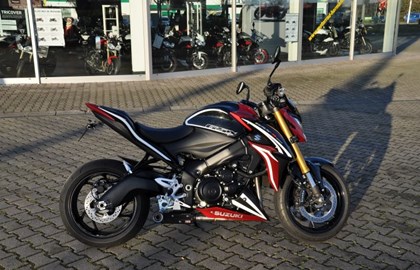 Suzuki GSX-S1000 Custom Bike Suzuki GSX-S1000 Custom Bike