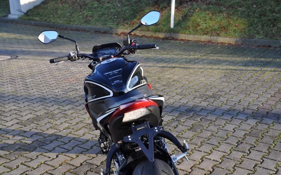Umgebautes Motorrad Suzuki GSX-S1000 von Zweirad Hermann - Bild 10 Umgebautes Motorrad Suzuki GSX-S1000 von Zweirad Hermann - Bild 10