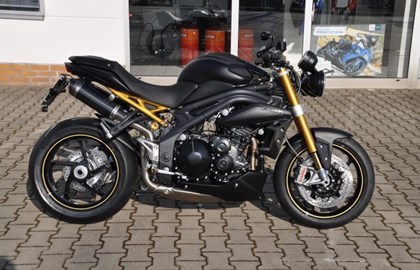 Triumph Speed Triple R Custom Bike