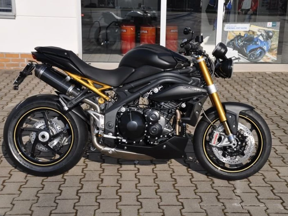 Umbgebautes Motorrad Triumph Speed Triple R Bild 1: Umbgebautes Motorrad Triumph Speed Triple R