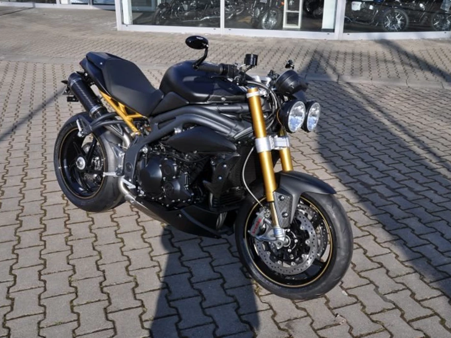 Umbgebautes Motorrad Triumph Speed Triple R Bild 6: Umbgebautes Motorrad Triumph Speed Triple R
