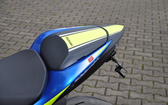 Umgebautes Motorrad Suzuki GSX-S1000 von Zweirad Hermann - Bild 12 Umgebautes Motorrad Suzuki GSX-S1000 von Zweirad Hermann - Bild 12
