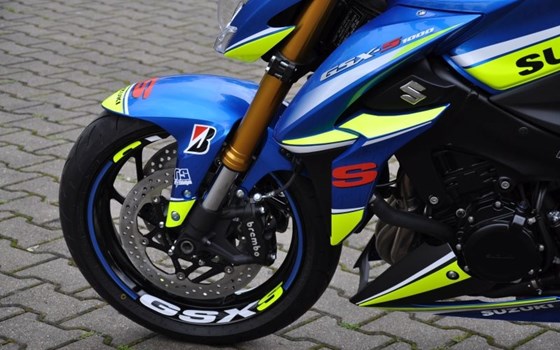 Umgebautes Motorrad Suzuki GSX-S1000 von Zweirad Hermann - Bild 7 Umgebautes Motorrad Suzuki GSX-S1000 von Zweirad Hermann - Bild 7