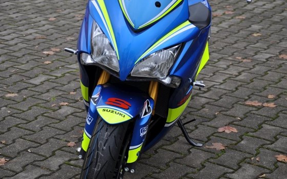 Umgebautes Motorrad Suzuki GSX-S1000F von Zweirad Hermann - Bild 12 Umgebautes Motorrad Suzuki GSX-S1000F von Zweirad Hermann - Bild 12
