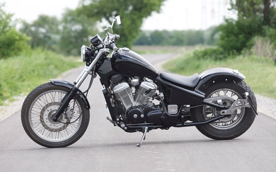 Umgebautes Motorrad Honda VT 600 C Shadow von Motorrad Bogoly KG - Bild 5 Umgebautes Motorrad Honda VT 600 C Shadow von Motorrad Bogoly KG - Bild 5