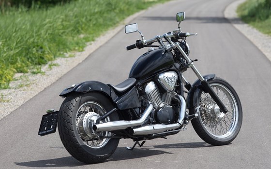 Umgebautes Motorrad Honda VT 600 C Shadow von Motorrad Bogoly KG - Bild 7 Umgebautes Motorrad Honda VT 600 C Shadow von Motorrad Bogoly KG - Bild 7