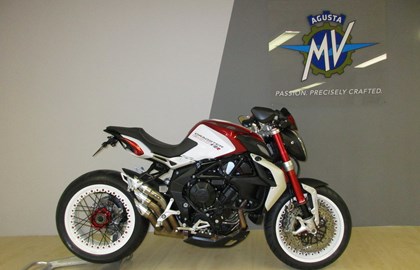MV Agusta Dragster 800 RR Custom Bike MV Agusta Dragster 800 RR Custom Bike
