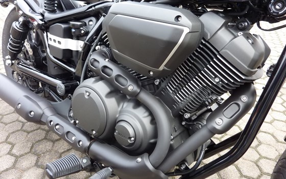 Umgebautes Motorrad Yamaha XV 950 von Zweirad-Center Zöller - Bild 13 Umgebautes Motorrad Yamaha XV 950 von Zweirad-Center Zöller - Bild 13