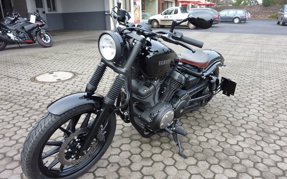 Umgebautes Motorrad Yamaha XV 950 von Zweirad-Center Zöller - Bild 9 Umgebautes Motorrad Yamaha XV 950 von Zweirad-Center Zöller - Bild 9