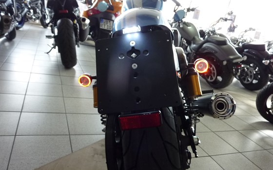 Umgebautes Motorrad Yamaha XV950 Racer von Zweirad-Center Zöller - Bild 15 Umgebautes Motorrad Yamaha XV950 Racer von Zweirad-Center Zöller - Bild 15