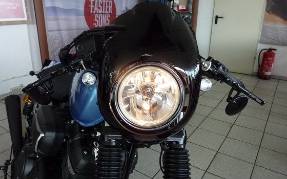 Umgebautes Motorrad Yamaha XV950 Racer von Zweirad-Center Zöller - Bild 18 Umgebautes Motorrad Yamaha XV950 Racer von Zweirad-Center Zöller - Bild 18