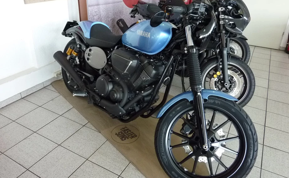 Umbgebautes Motorrad Yamaha XV950 Racer Bild 2: Umbgebautes Motorrad Yamaha XV950 Racer