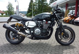 Yamaha XJR 1300 Racer