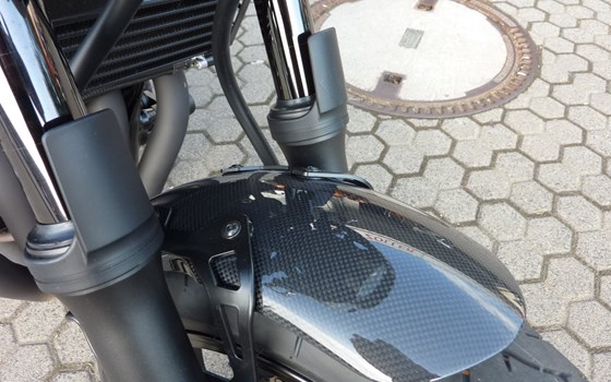 Umgebautes Motorrad Yamaha XJR 1300 Racer von Zweirad-Center Zöller - Bild 13 Umgebautes Motorrad Yamaha XJR 1300 Racer von Zweirad-Center Zöller - Bild 13