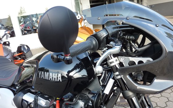 Umgebautes Motorrad Yamaha XJR 1300 Racer von Zweirad-Center Zöller - Bild 14 Umgebautes Motorrad Yamaha XJR 1300 Racer von Zweirad-Center Zöller - Bild 14