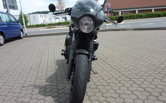 Umgebautes Motorrad Yamaha XJR 1300 Racer von Zweirad-Center Zöller - Bild 23 Umgebautes Motorrad Yamaha XJR 1300 Racer von Zweirad-Center Zöller - Bild 23
