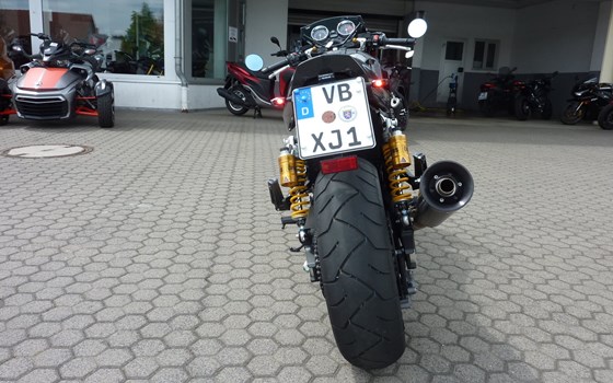 Umgebautes Motorrad Yamaha XJR 1300 Racer von Zweirad-Center Zöller - Bild 3 Umgebautes Motorrad Yamaha XJR 1300 Racer von Zweirad-Center Zöller - Bild 3