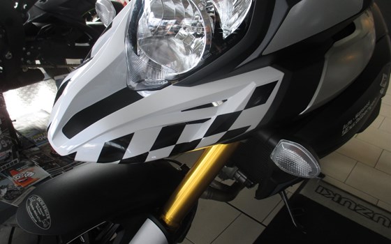 Umgebautes Motorrad Suzuki V-Strom 1000 von Motorrad Eschlberger - Bild 2 Umgebautes Motorrad Suzuki V-Strom 1000 von Motorrad Eschlberger - Bild 2