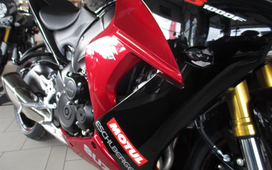 Umgebautes Motorrad Suzuki GSX-S1000 von Motorrad Eschlberger - Bild 1 Umgebautes Motorrad Suzuki GSX-S1000 von Motorrad Eschlberger - Bild 1
