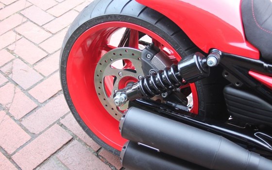 Umgebautes Motorrad Harley-Davidson Night Rod Special VRSCDX von X-Trem Custombikes - Bild 12 Umgebautes Motorrad Harley-Davidson Night Rod Special VRSCDX von X-Trem Custombikes - Bild 12