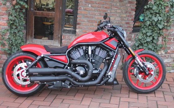 Umgebautes Motorrad Harley-Davidson Night Rod Special VRSCDX von X-Trem Custombikes - Bild 16 Umgebautes Motorrad Harley-Davidson Night Rod Special VRSCDX von X-Trem Custombikes - Bild 16
