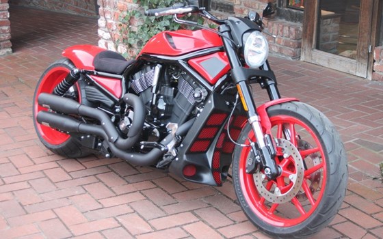 Umgebautes Motorrad Harley-Davidson Night Rod Special VRSCDX von X-Trem Custombikes - Bild 19 Umgebautes Motorrad Harley-Davidson Night Rod Special VRSCDX von X-Trem Custombikes - Bild 19