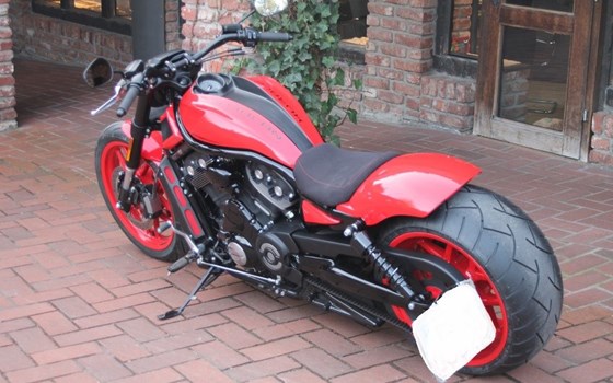 Umgebautes Motorrad Harley-Davidson Night Rod Special VRSCDX von X-Trem Custombikes - Bild 6 Umgebautes Motorrad Harley-Davidson Night Rod Special VRSCDX von X-Trem Custombikes - Bild 6